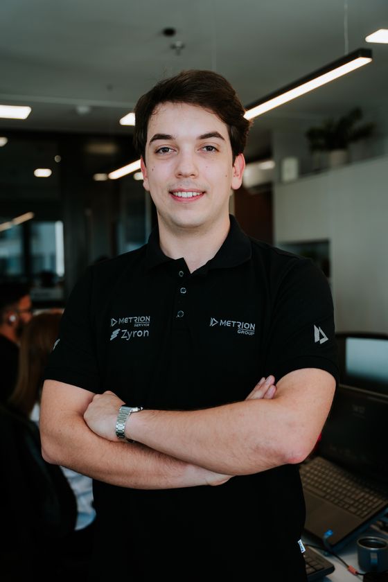 João, equipe Metrion